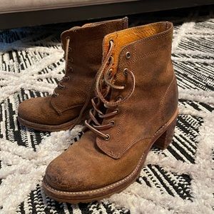 Frye Sabrina lace up boots chocolate brown oiled suede size 7 37